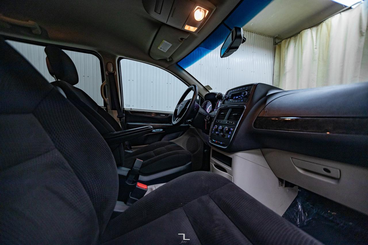 2018 Dodge Grand Caravan SXT Stow N' Go Red Deer AB