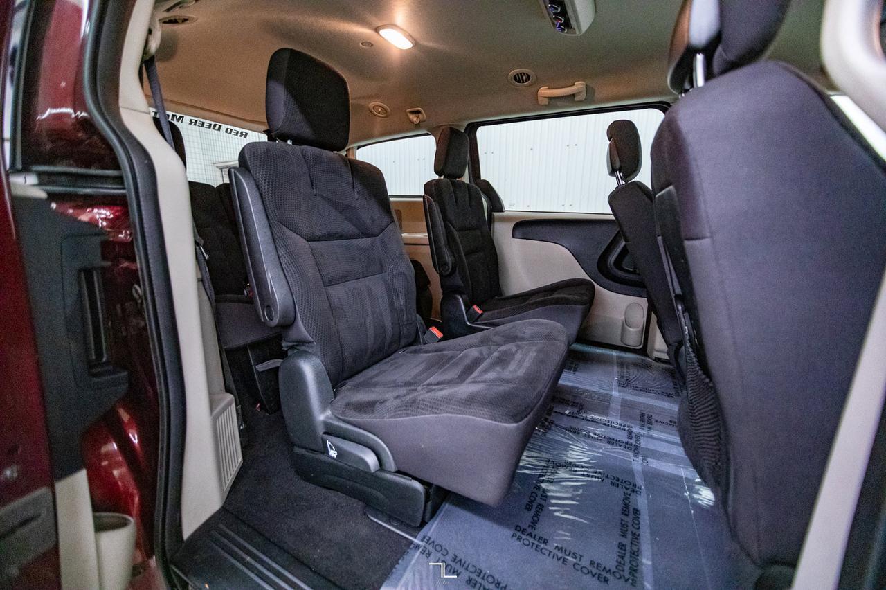 2018 Dodge Grand Caravan SXT Stow N' Go Red Deer AB