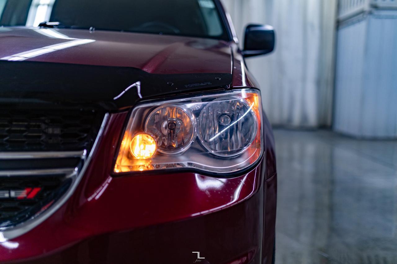 2018 Dodge Grand Caravan SXT Stow N&apos; Go Red Deer AB