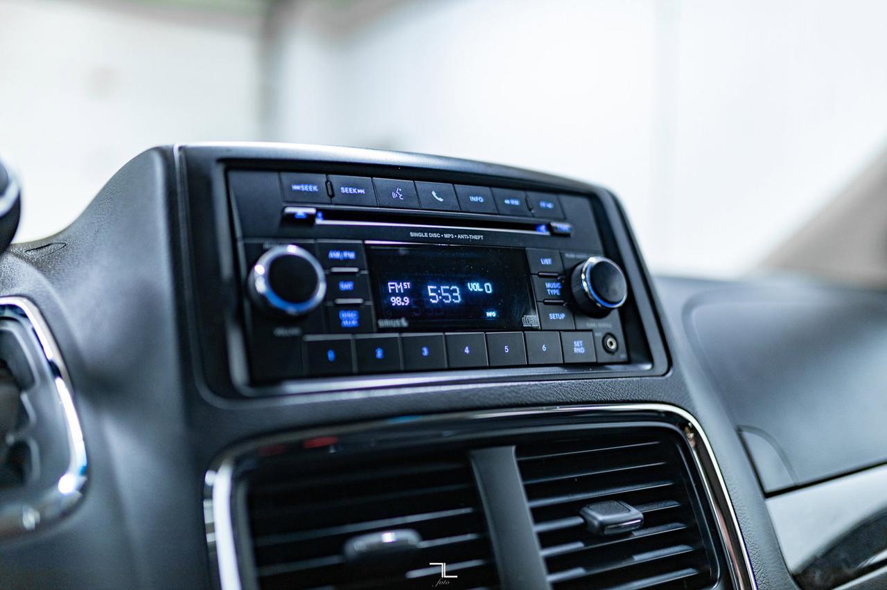 2018 Dodge Grand Caravan SXT Stow N&apos; Go Red Deer AB