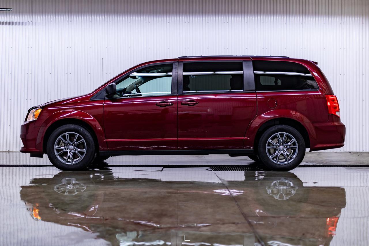 2018 Dodge Grand Caravan SXT Stow N' Go Red Deer AB