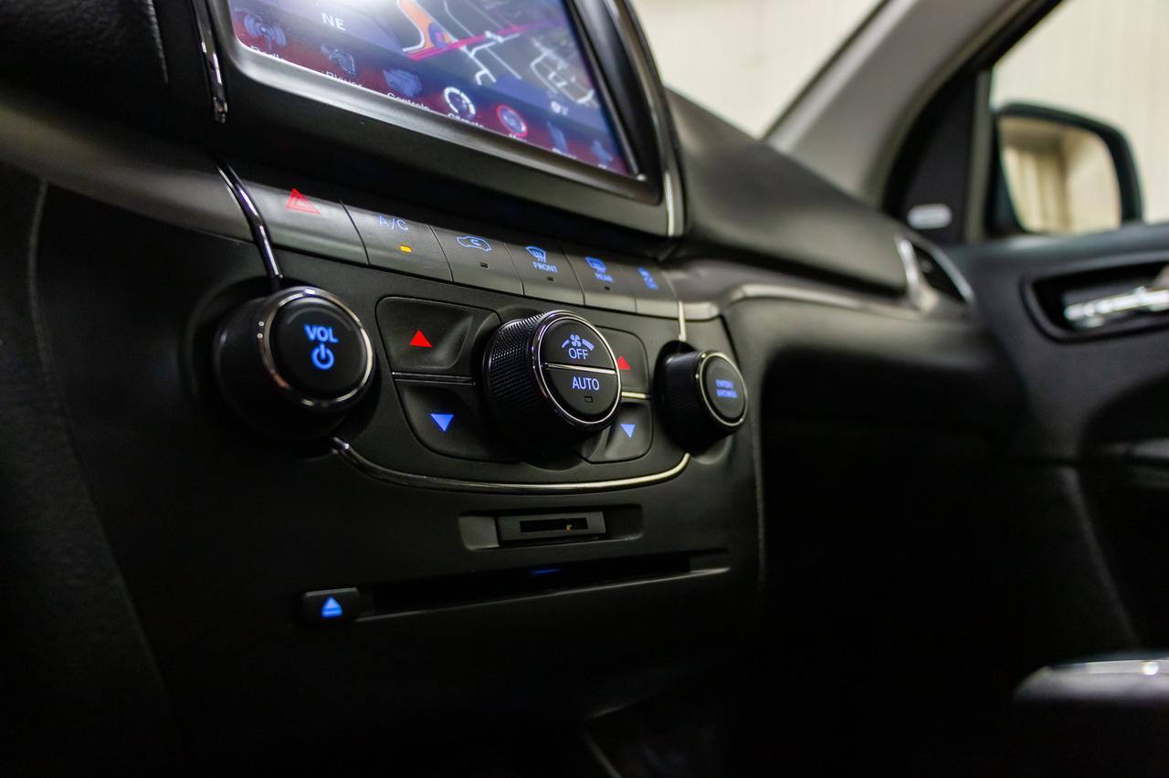 2018 Dodge Journey AWD Crossroad 3rd Row Leather Roof Nav DVD Red Deer AB