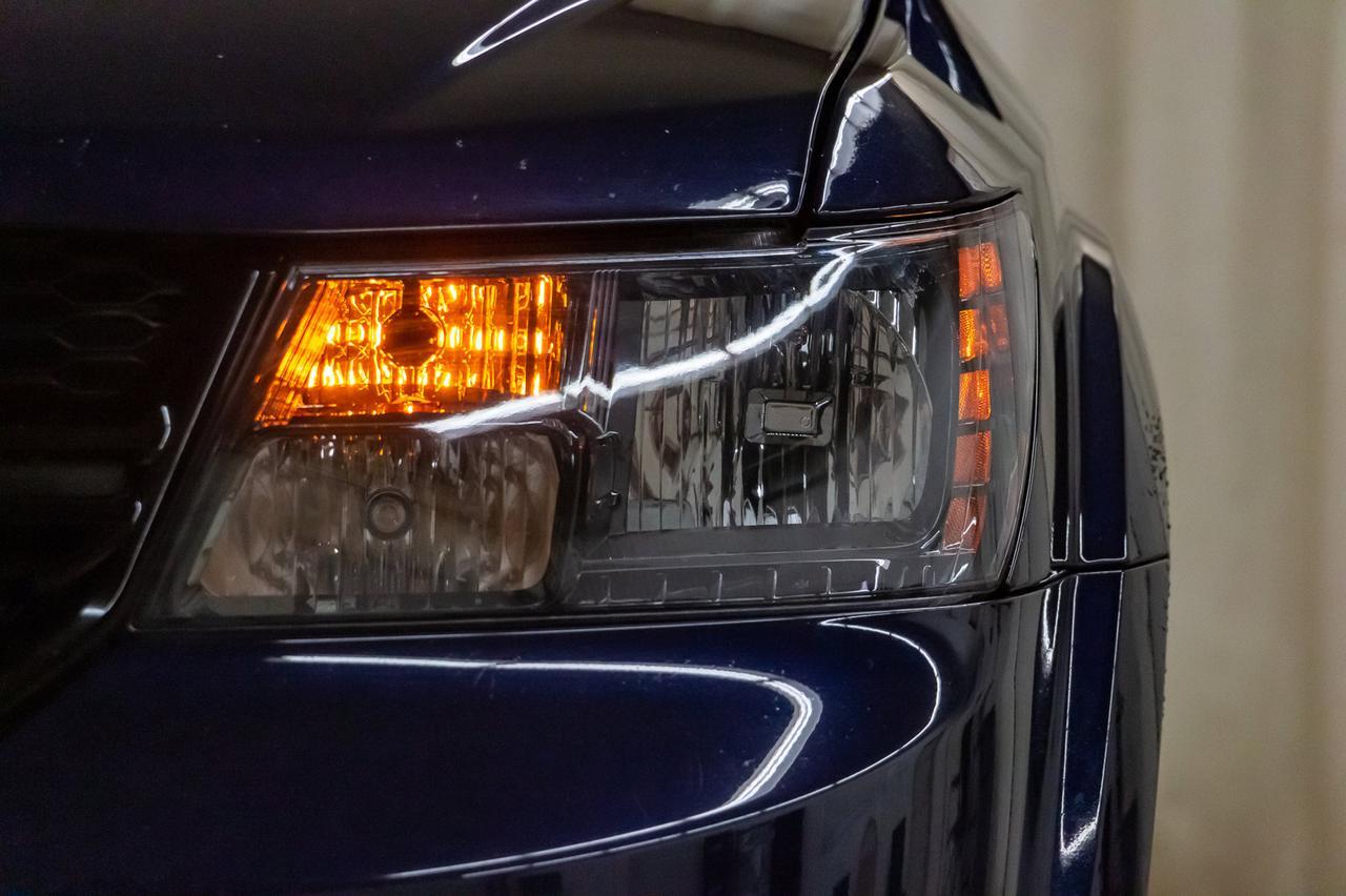 2018 Dodge Journey AWD Crossroad 3rd Row Leather Roof Nav DVD Red Deer AB