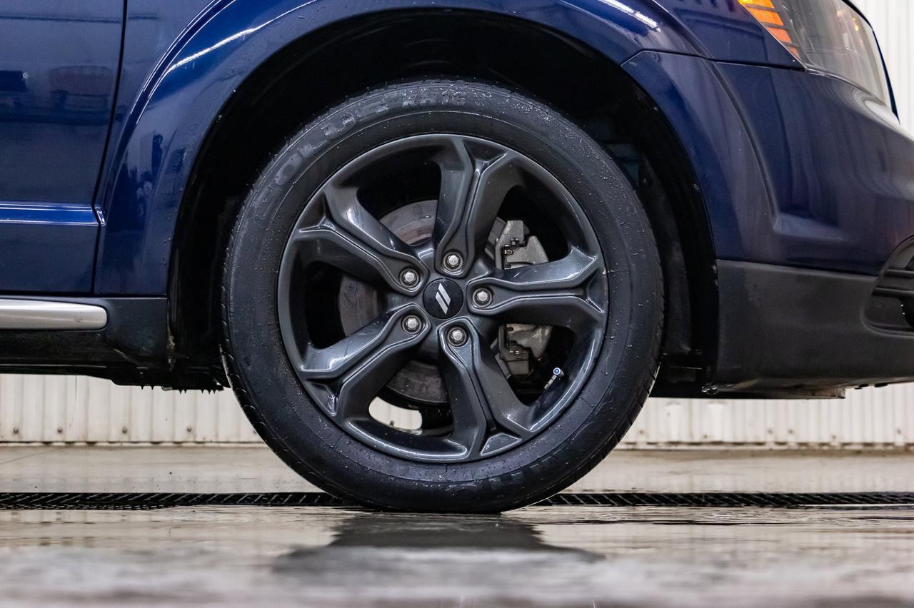 2018 Dodge Journey AWD Crossroad 3rd Row Leather Roof Nav DVD Red Deer AB