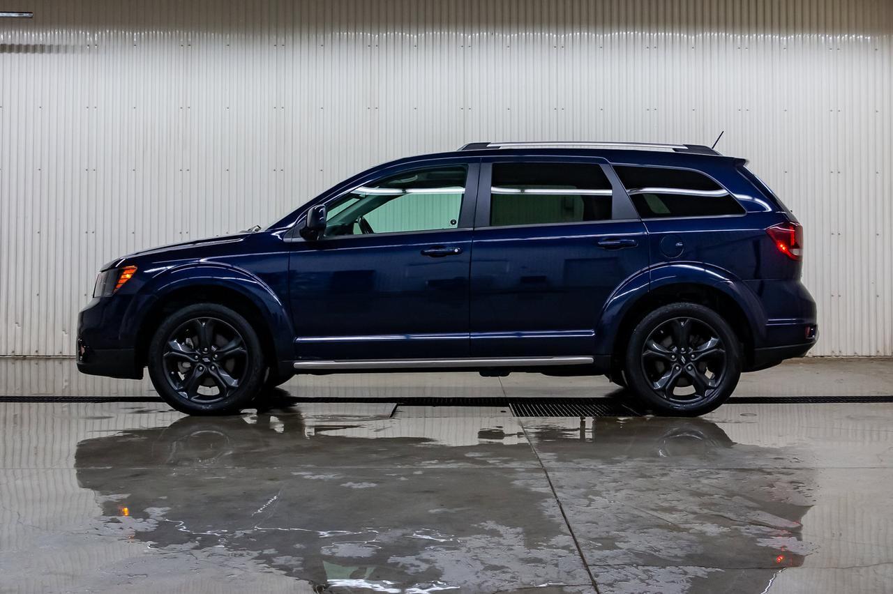 2018 Dodge Journey AWD Crossroad 3rd Row Leather Roof Nav DVD Red Deer AB