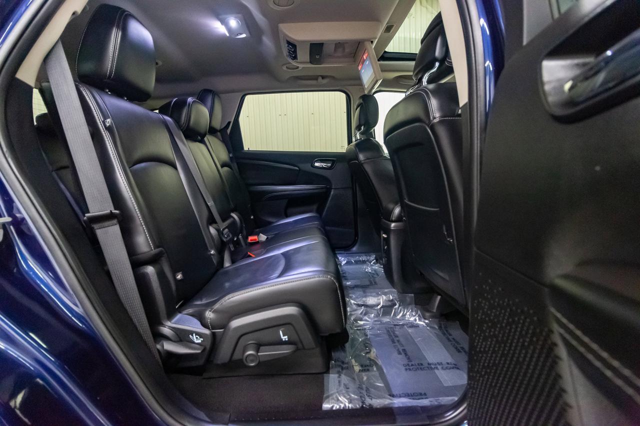 2018 Dodge Journey AWD Crossroad 3rd Row Leather Roof Nav DVD Red Deer AB