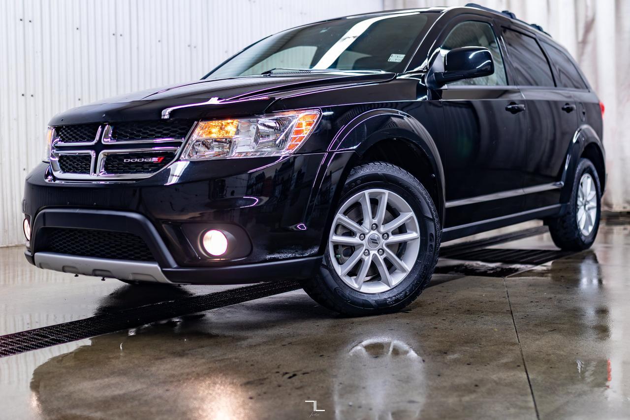 2018 Dodge Journey AWD SXT 7 Passenger Red Deer AB