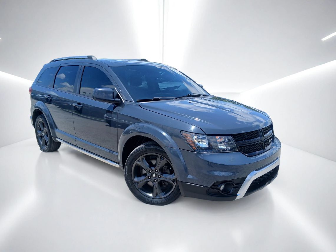 2018 Dodge Journey Crossroad Sport Utility 4D