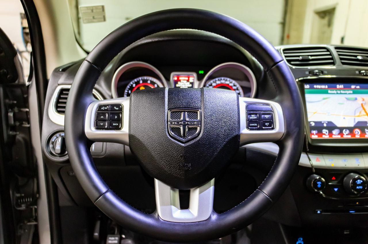 2018 Dodge Journey FWD SXT Nav Roof DVD BCam Red Deer AB