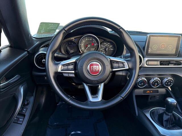 2018 Fiat 124 Spider Classica photo 12