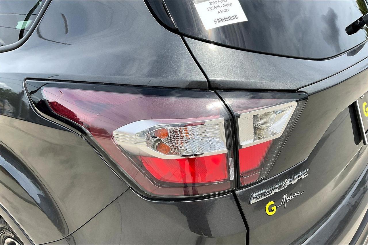 2018 FORD ESCAPE SE Houston TX