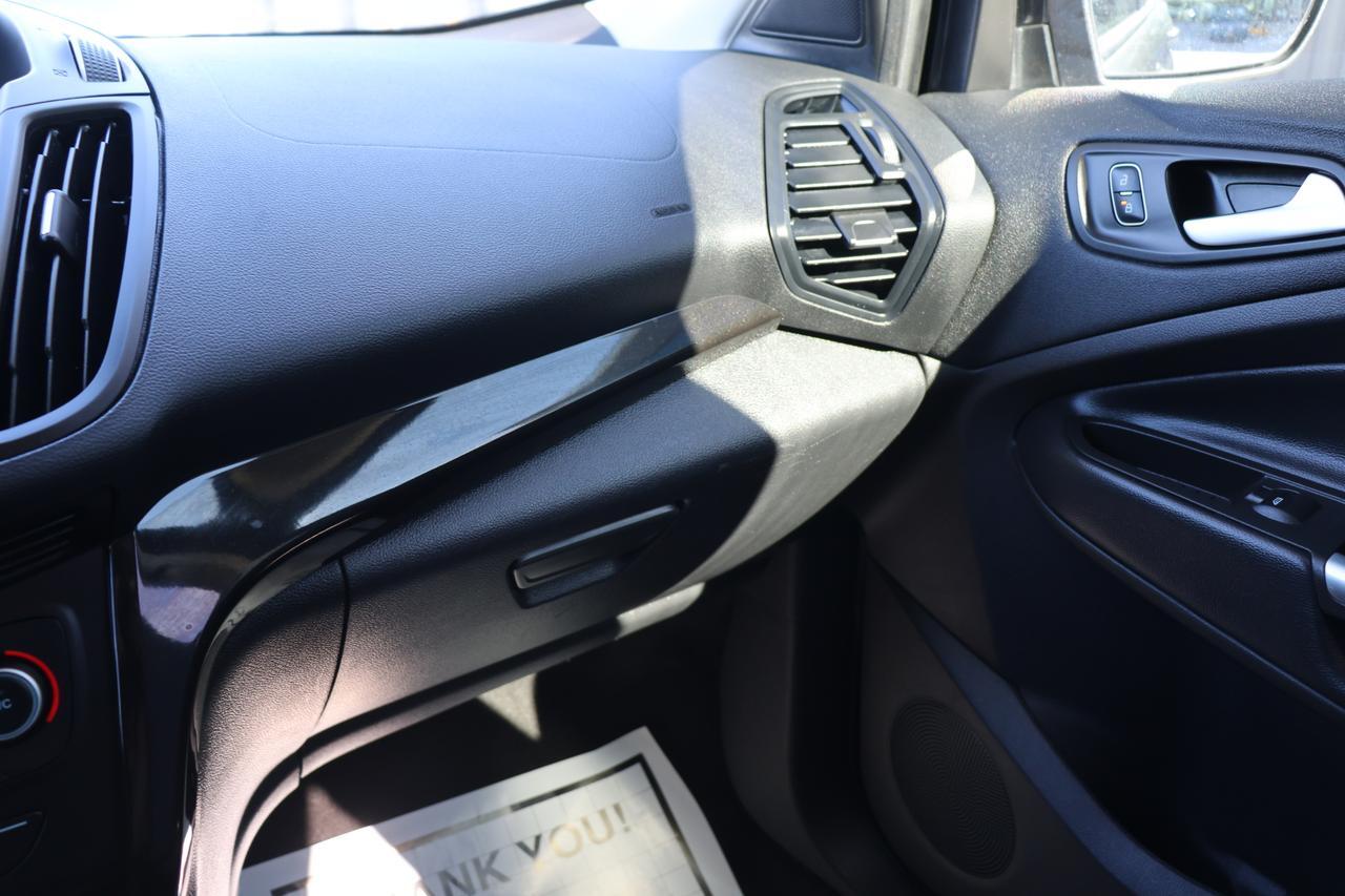 2018 FORD ESCAPE SE Houston TX