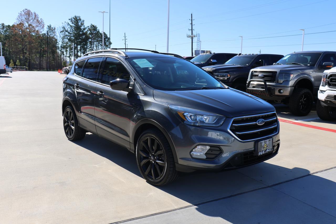 2018 FORD ESCAPE SE Houston TX