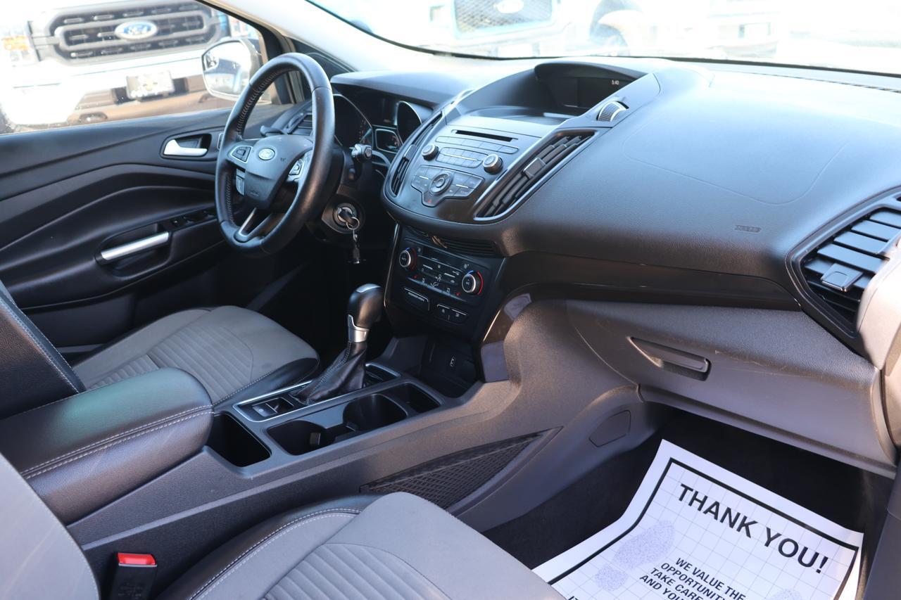 2018 FORD ESCAPE SE Houston TX