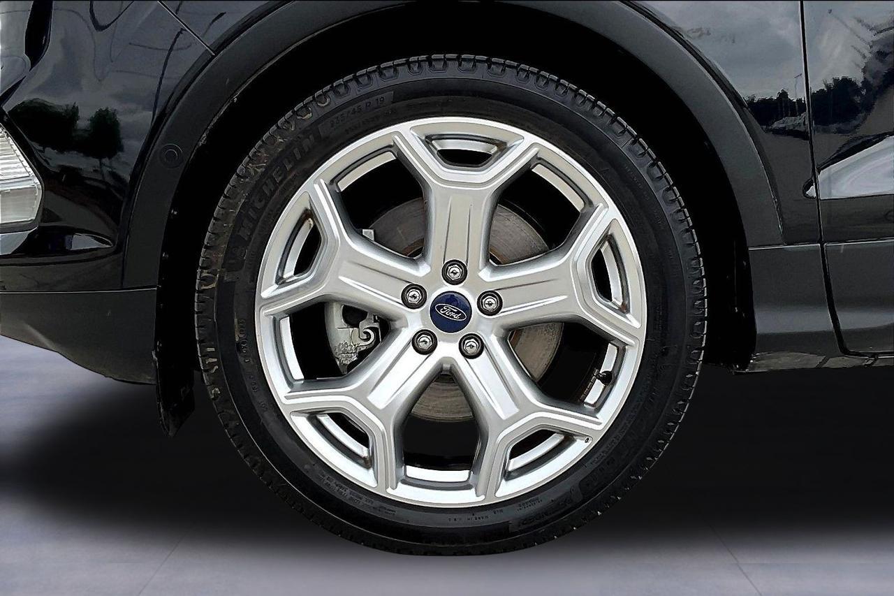 2018 FORD ESCAPE TITANIUM Houston TX