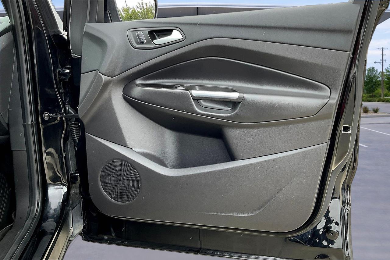 2018 FORD ESCAPE TITANIUM Houston TX