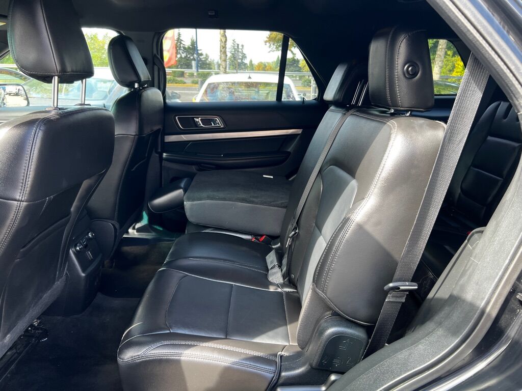 2018 FORD EXPLORER XLT Des Moines WA