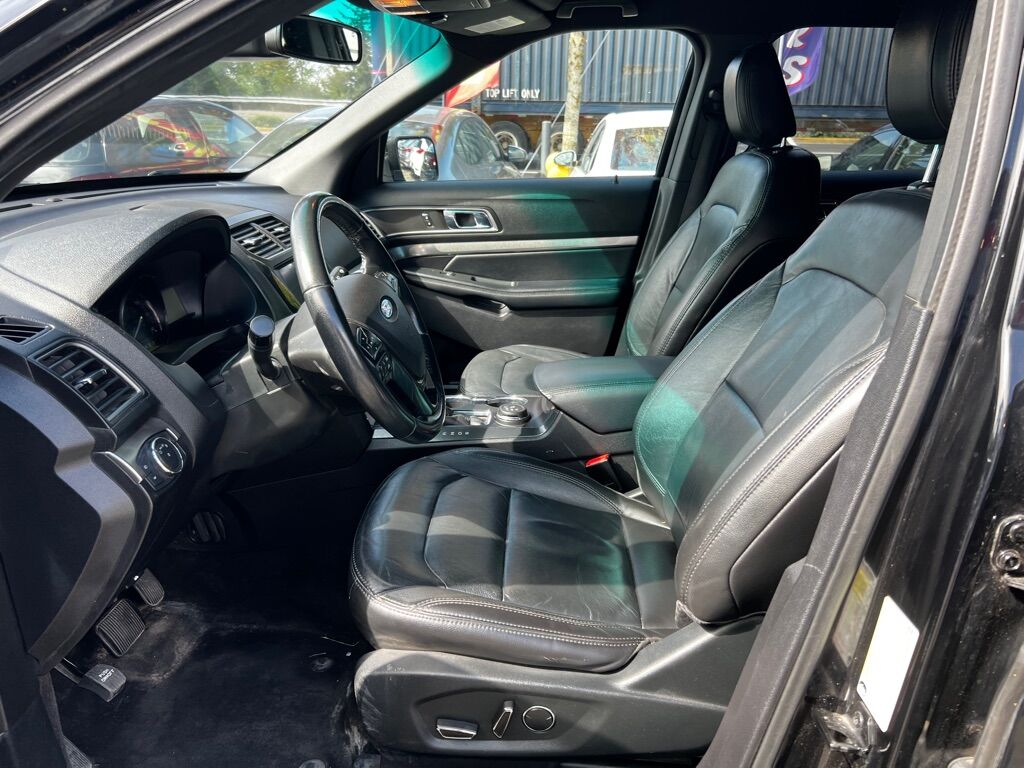 2018 FORD EXPLORER XLT Des Moines WA