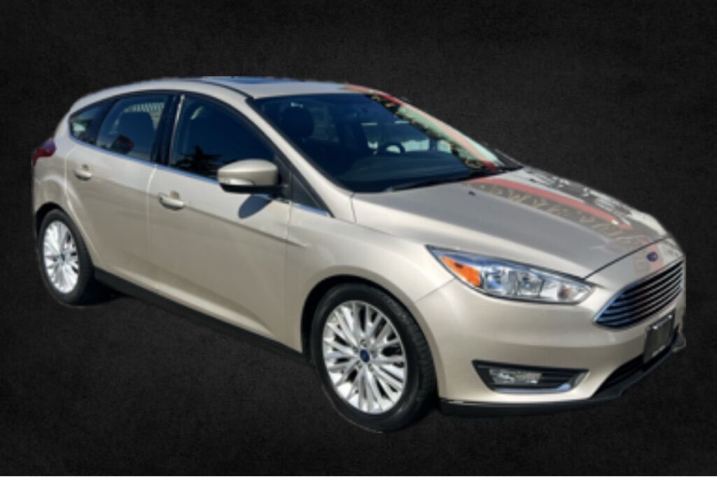 2018 FORD FOCUS TITANIUM Des Moines WA