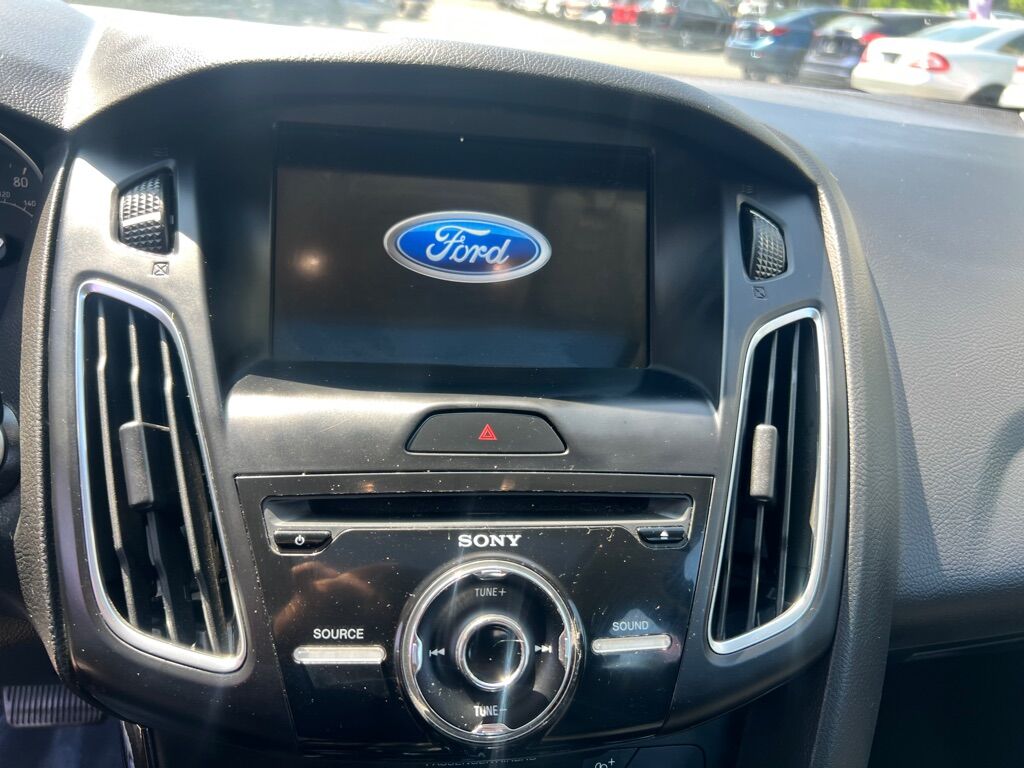 2018 FORD FOCUS TITANIUM Des Moines WA