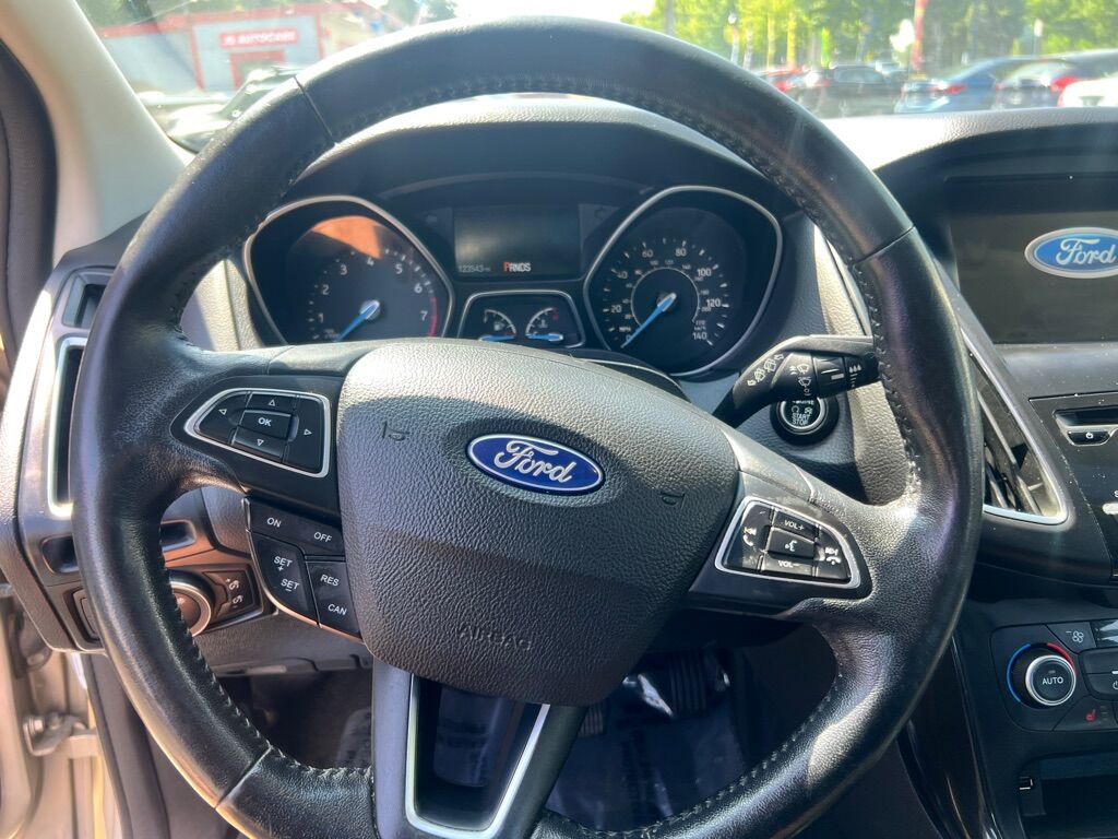 2018 FORD FOCUS TITANIUM Des Moines WA