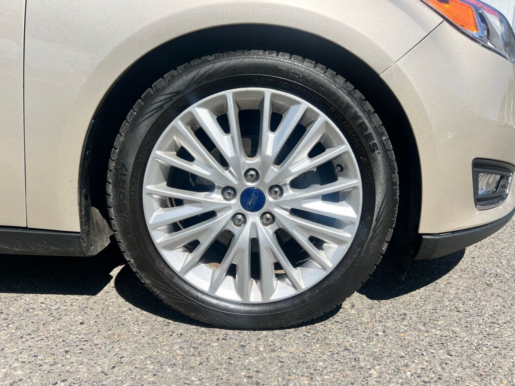 2018 FORD FOCUS TITANIUM Des Moines WA