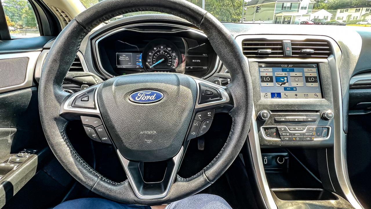 2018 FORD FUSION SE FWD, BACKUP CAMERA, BLUETOOTH, NAVIGATION, KEYLESS