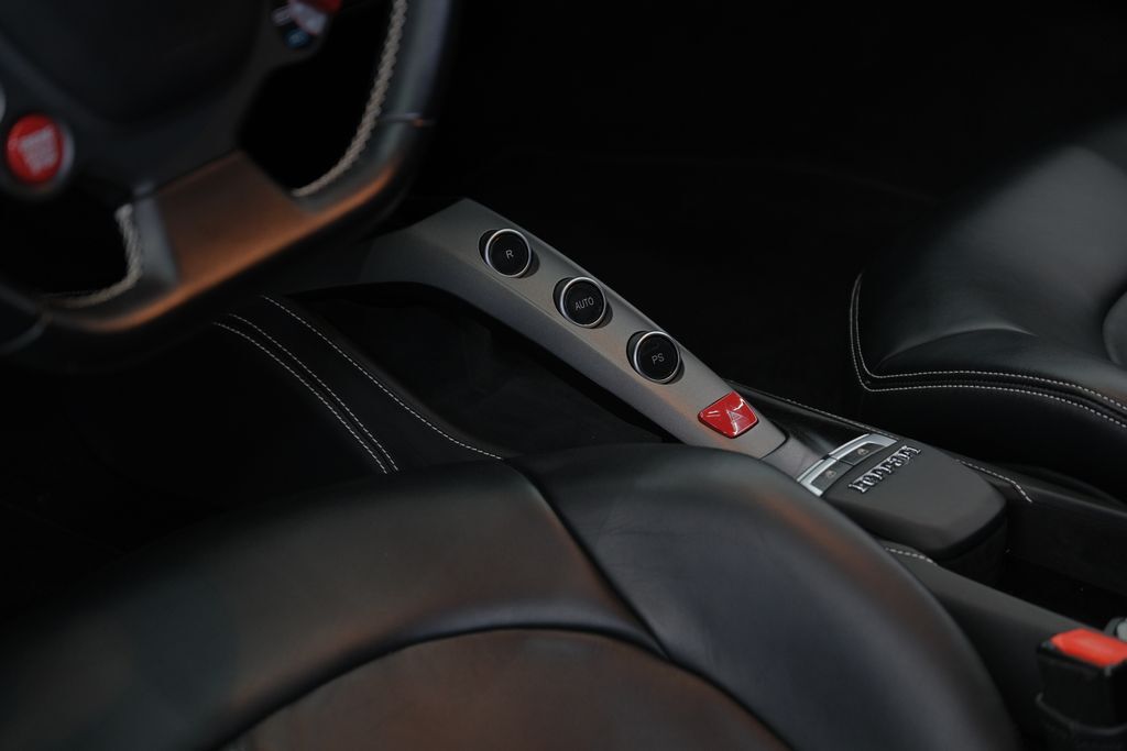 2018 Ferrari 488 GTB Base Miami FL