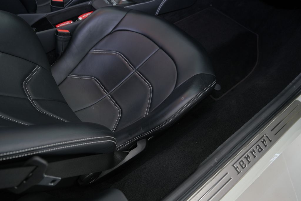 2018 Ferrari 488 GTB Base Miami FL