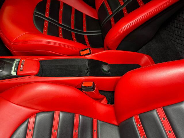 2018 Ferrari 488 GTB Extra-Range paint, extra-range interior, front lifter, daytona seats, sport exhaust AND MUCH MORE!!! Fort Lauderdale FL