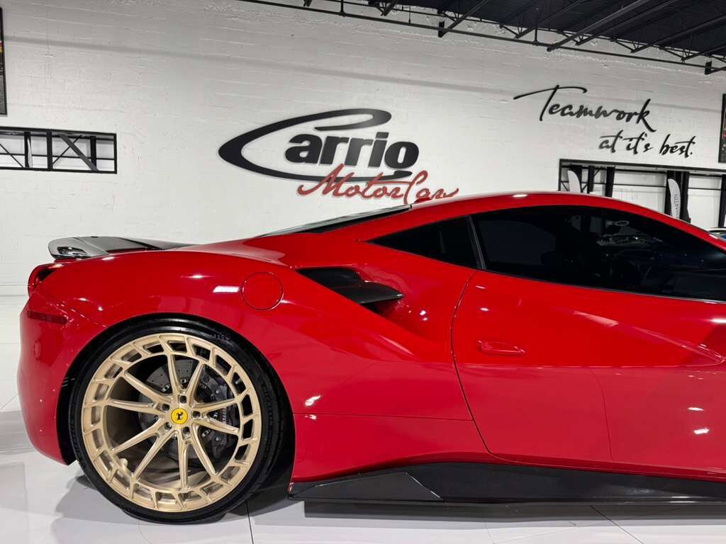 2018 Ferrari 488 GTB Rosso Corsa paint, front lifter, sport exhaust, Goldrake racing seats, carbon galore AND MORE!! Fort Lauderdale FL
