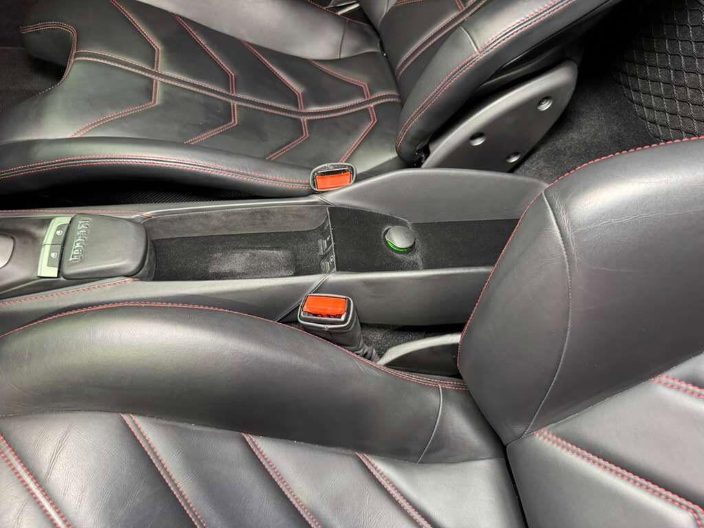 2018 Ferrari 488 GTB Rosso Corsa paint, front lifter, sport exhaust, Goldrake racing seats, carbon galore AND MORE!! Fort Lauderdale FL