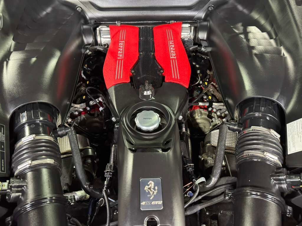 2018 Ferrari 488 GTB Rosso Corsa paint, front lifter, sport exhaust, Goldrake racing seats, carbon galore AND MORE!! Fort Lauderdale FL
