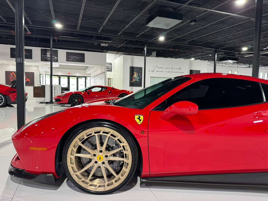 2018 Ferrari 488 GTB Rosso Corsa paint, front lifter, sport exhaust, Goldrake racing seats, carbon galore AND MORE!! Fort Lauderdale FL