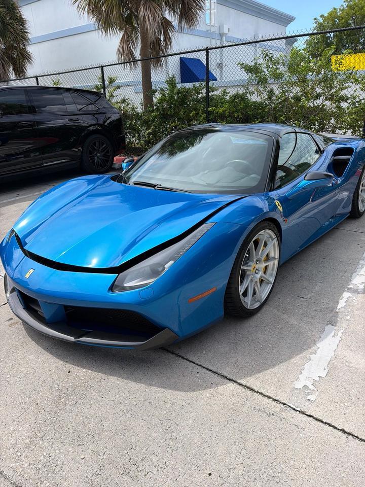 2018 Ferrari 488 Spider Base