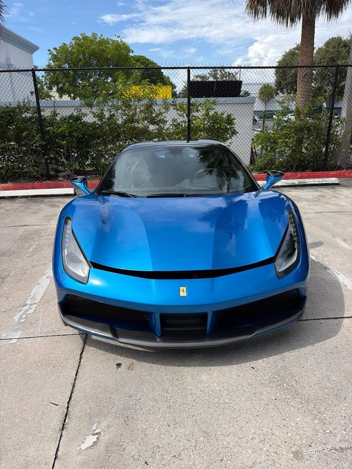 2018 Ferrari 488 Spider Base