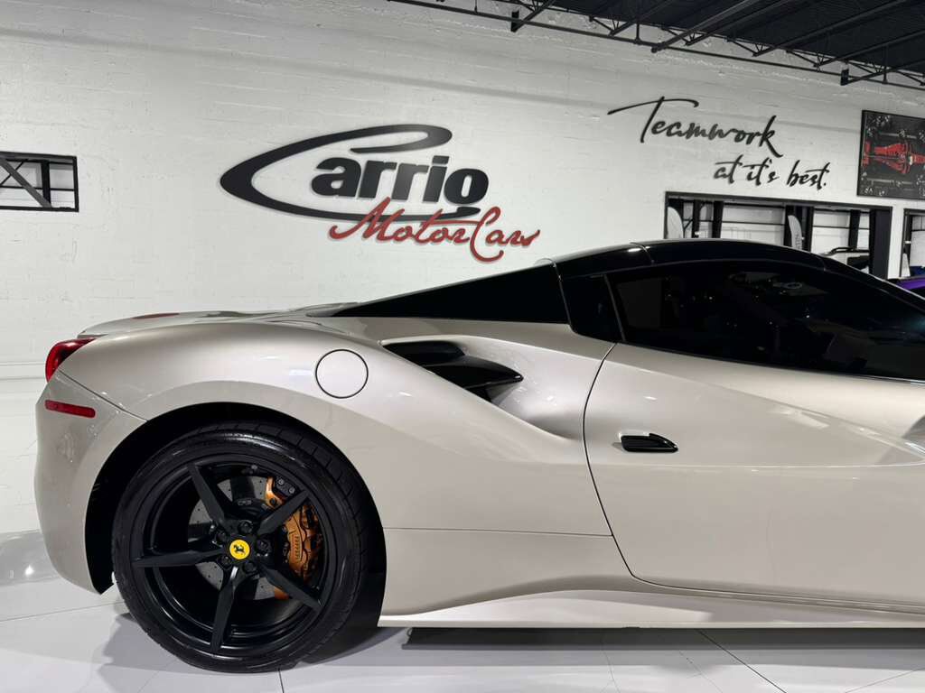 2018 Ferrari 488 Spider Nuovo Grigio Ingrid paint, Tortora interior, gold brake calipers, carbon galore AND MUCH MORE!! Fort Lauderdale FL