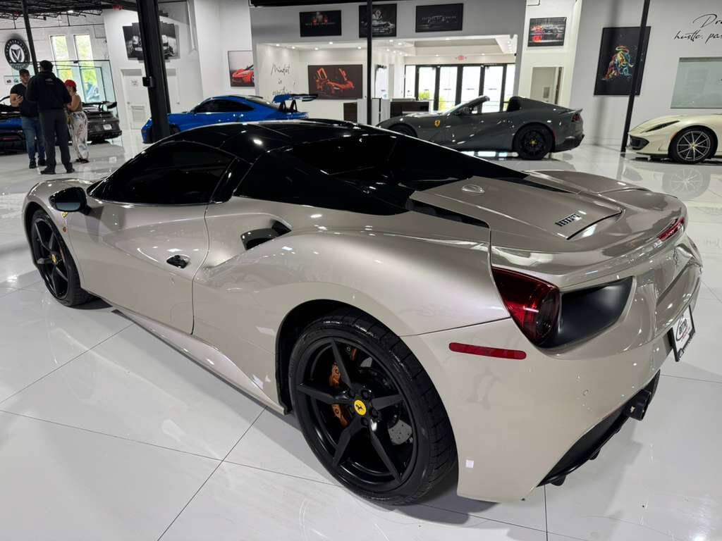 2018 Ferrari 488 Spider Nuovo Grigio Ingrid paint, Tortora interior, gold brake calipers, carbon galore AND MUCH MORE!! Fort Lauderdale FL