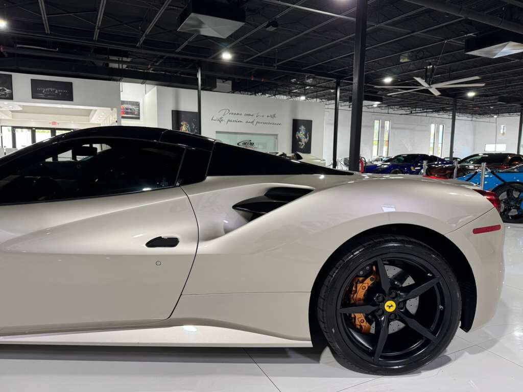 2018 Ferrari 488 Spider Nuovo Grigio Ingrid paint, Tortora interior, gold brake calipers, carbon galore AND MUCH MORE!! Fort Lauderdale FL