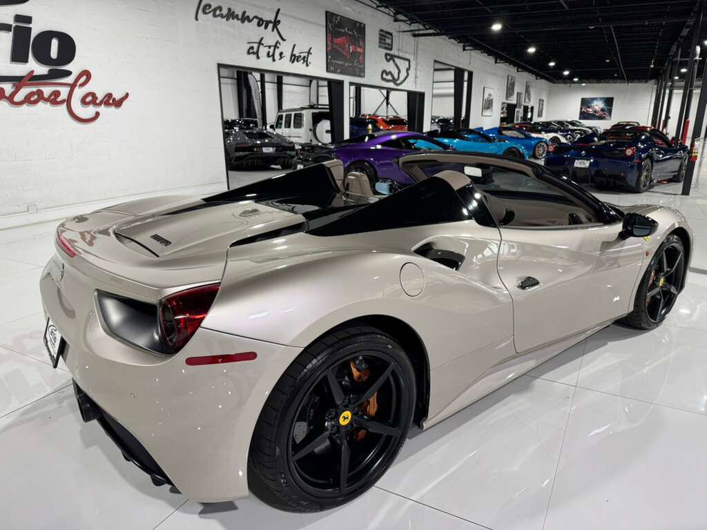 2018 Ferrari 488 Spider Nuovo Grigio Ingrid paint, Tortora interior, gold brake calipers, carbon galore AND MUCH MORE!! Fort Lauderdale FL