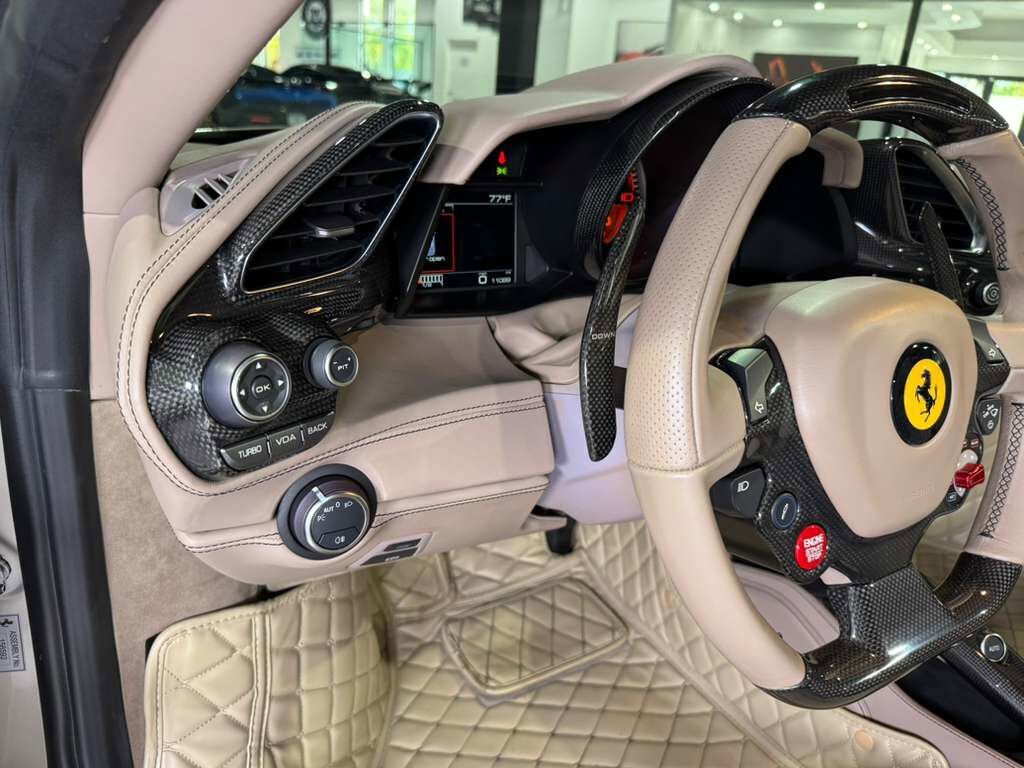 2018 Ferrari 488 Spider Nuovo Grigio Ingrid paint, Tortora interior, gold brake calipers, carbon galore AND MUCH MORE!! Fort Lauderdale FL