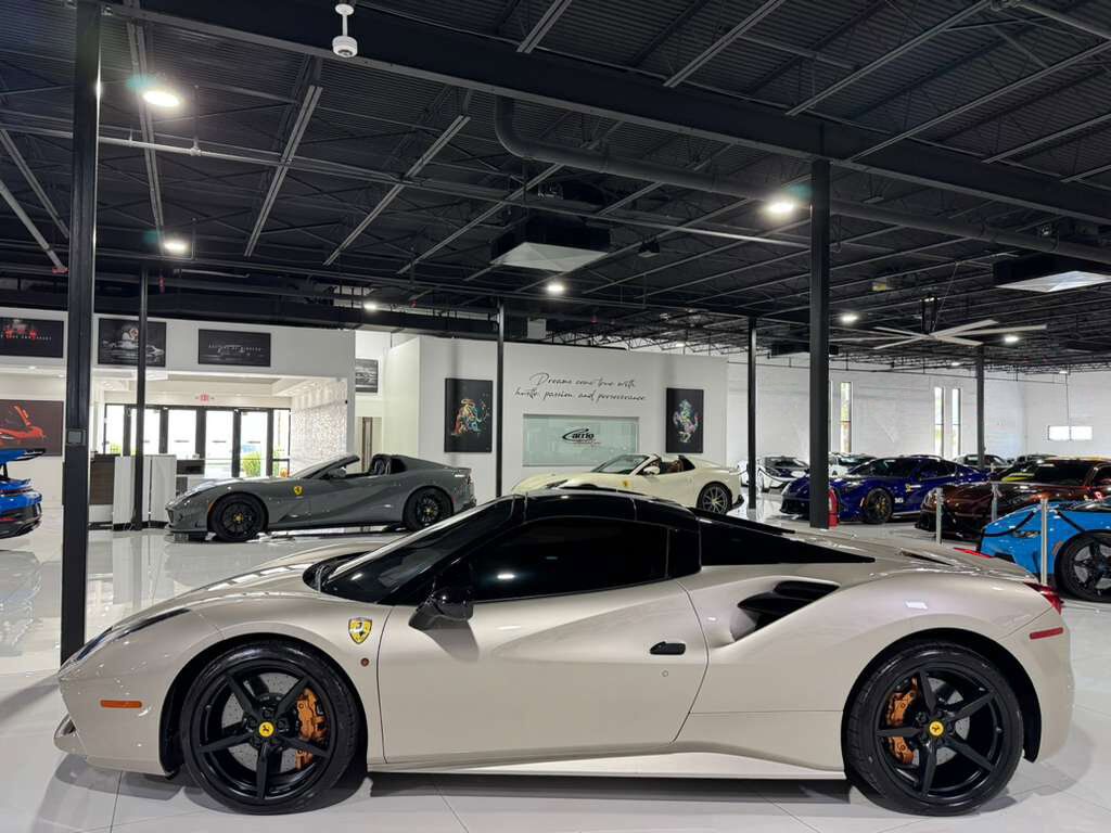 2018 Ferrari 488 Spider Nuovo Grigio Ingrid paint, Tortora interior, gold brake calipers, carbon galore AND MUCH MORE!! Fort Lauderdale FL