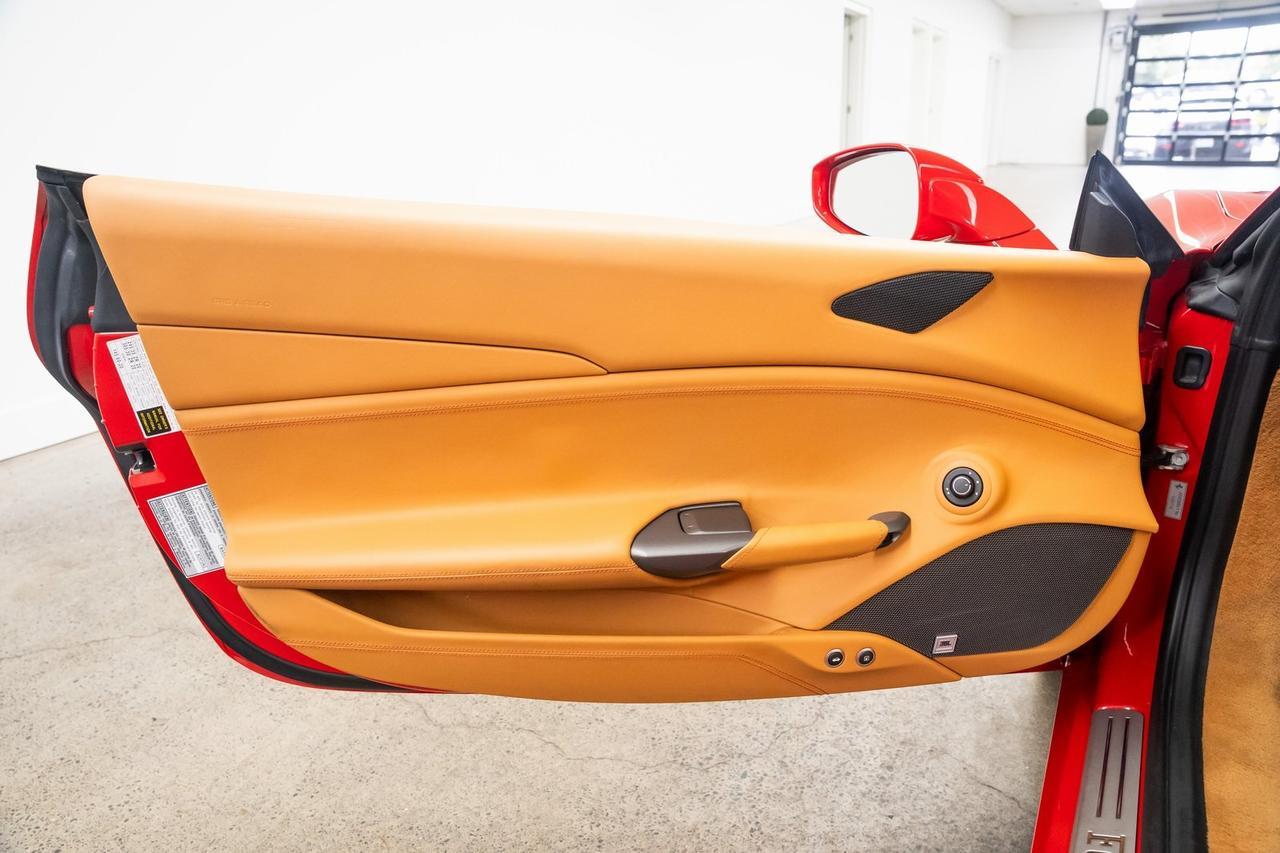 2018 Ferrari 488 Spider Rossa Corsa Brake Cailpers Sport Bucket Seats JBL Portland OR