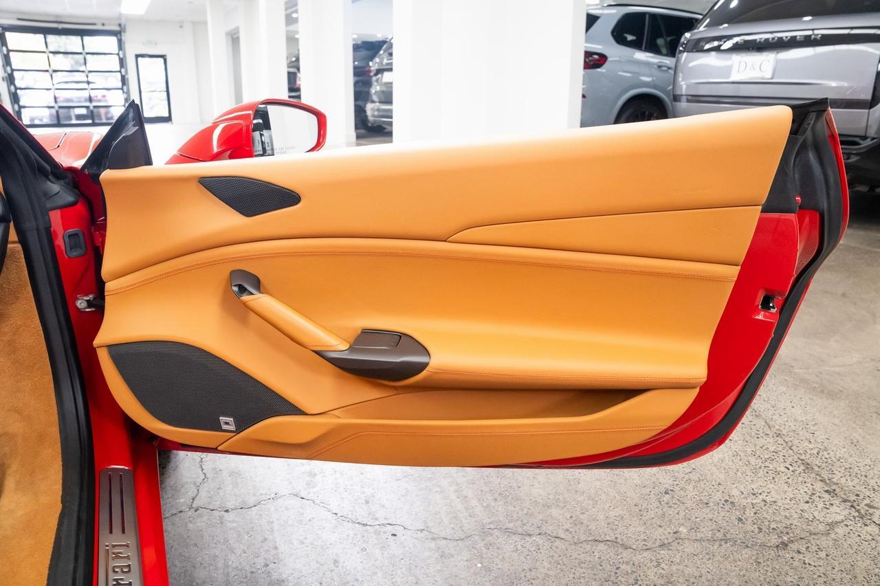 2018 Ferrari 488 Spider Rossa Corsa Brake Cailpers Sport Bucket Seats JBL Portland OR