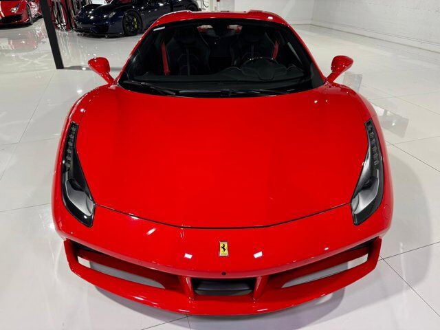 2018 Ferrari 488 Spider Rosso Scuderia paint/calipers, JBL Professional audio, Goldrake seats w/ lifter & MUCH MORE! Fort Lauderdale FL