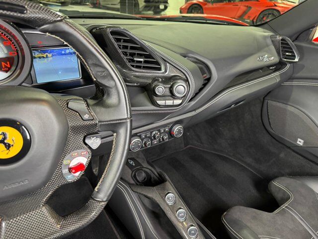 2018 Ferrari 488 Spider Rosso Scuderia paint/calipers, JBL Professional audio, Goldrake seats w/ lifter & MUCH MORE! Fort Lauderdale FL