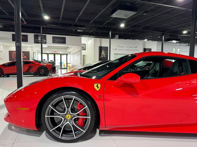 2018 Ferrari 488 Spider Rosso Scuderia paint/calipers, JBL Professional audio, Goldrake seats w/ lifter & MUCH MORE! Fort Lauderdale FL
