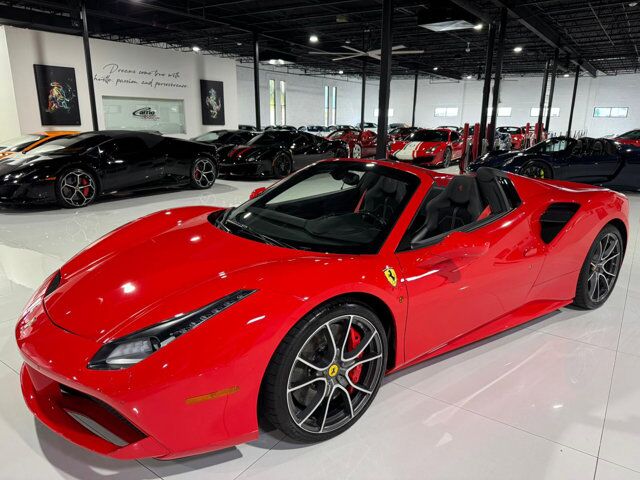 2018 Ferrari 488 Spider Rosso Scuderia paint/calipers, JBL Professional audio, Goldrake seats w/ lifter & MUCH MORE! Fort Lauderdale FL