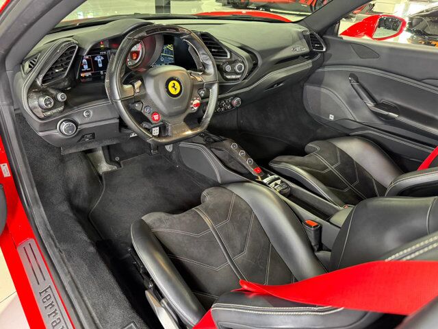 2018 Ferrari 488 Spider Rosso Scuderia paint/calipers, JBL Professional audio, Goldrake seats w/ lifter & MUCH MORE! Fort Lauderdale FL
