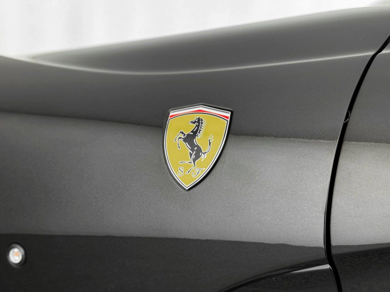 2018 Ferrari 812 Superfast Base Bellevue WA